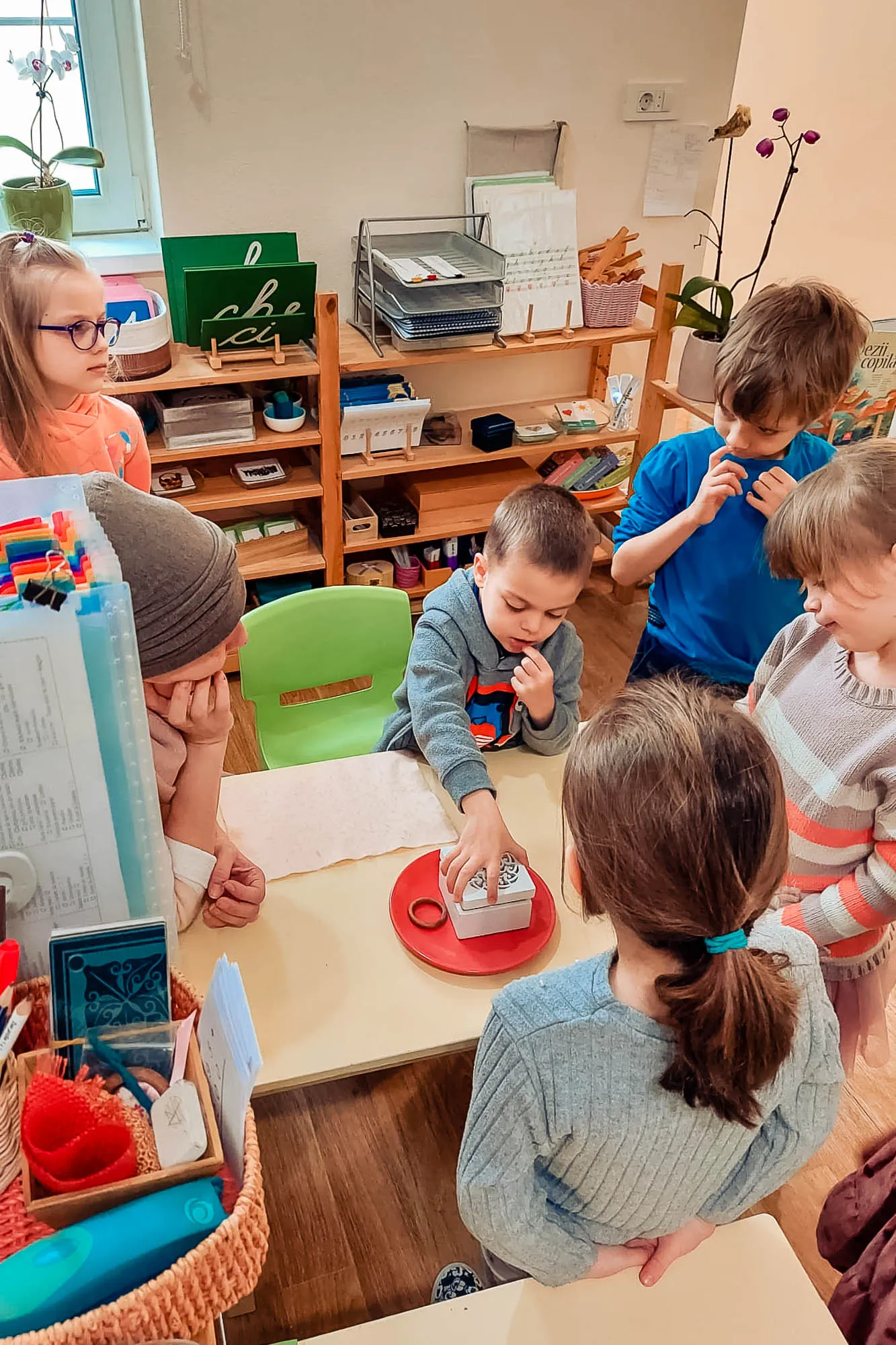 Teofil de pe telefon Alisia si Alithea_004